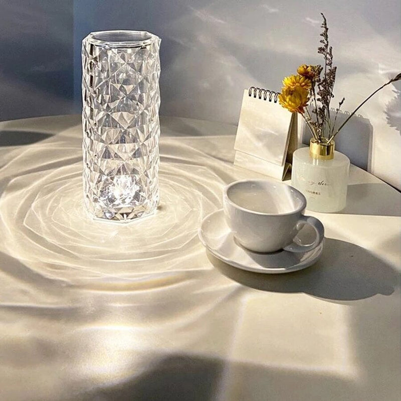 Luminária Cristal Touch de Mesa em Led - 16 Cores (Sem fio e Recarregável)